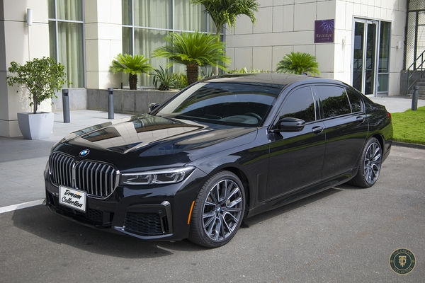 2021 BMW 740I